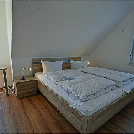 Holiday home Schipperhus Comfortable Altenkirchen (Mecklenburg-Vorpommern)