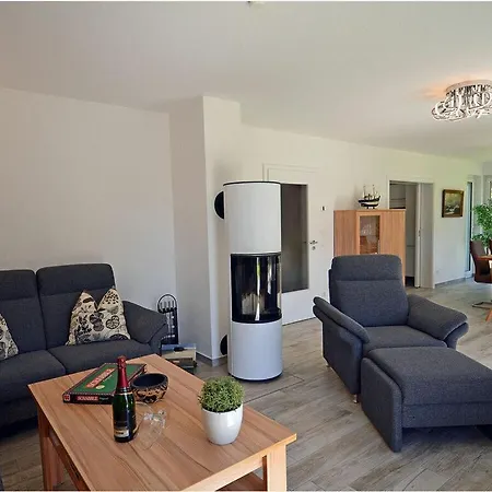 Schipperhus Comfortable Altenkirchen (Mecklenburg-Vorpommern)