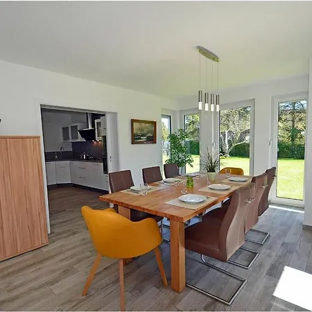 Schipperhus Comfortable Altenkirchen (Mecklenburg-Vorpommern)