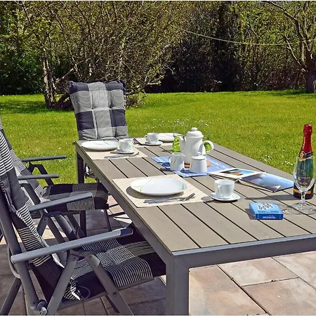 Schipperhus Comfortable * Altenkirchen (Mecklenburg-Vorpommern)